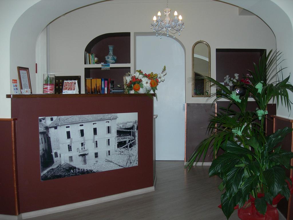 Hotel Due Spade Fidenza Exterior foto